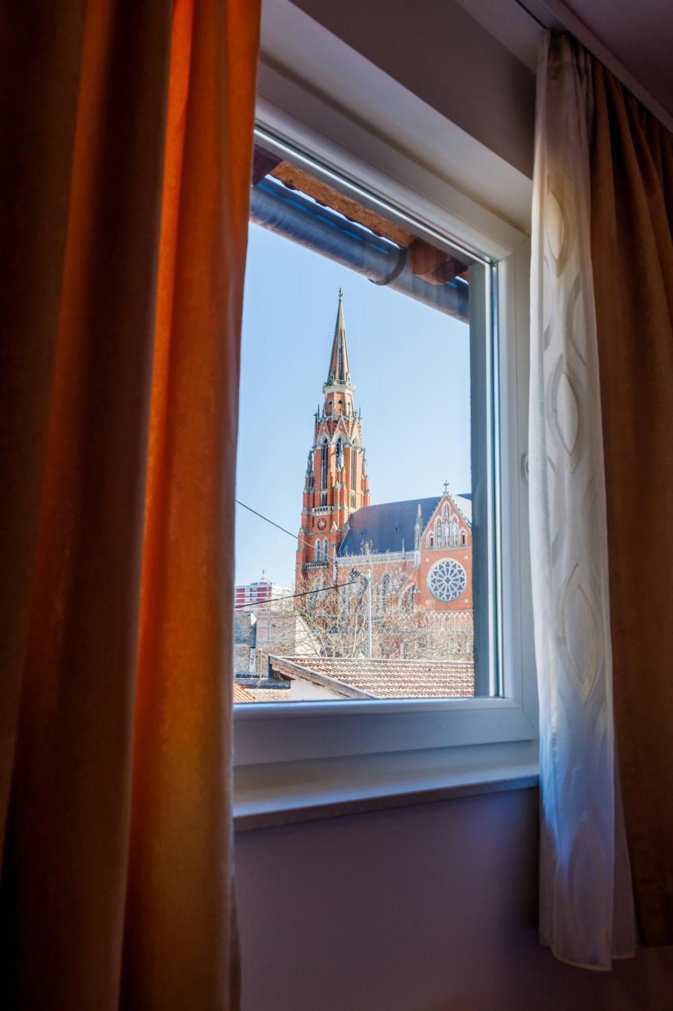Pansion Strossmayer Osijek Exterior photo